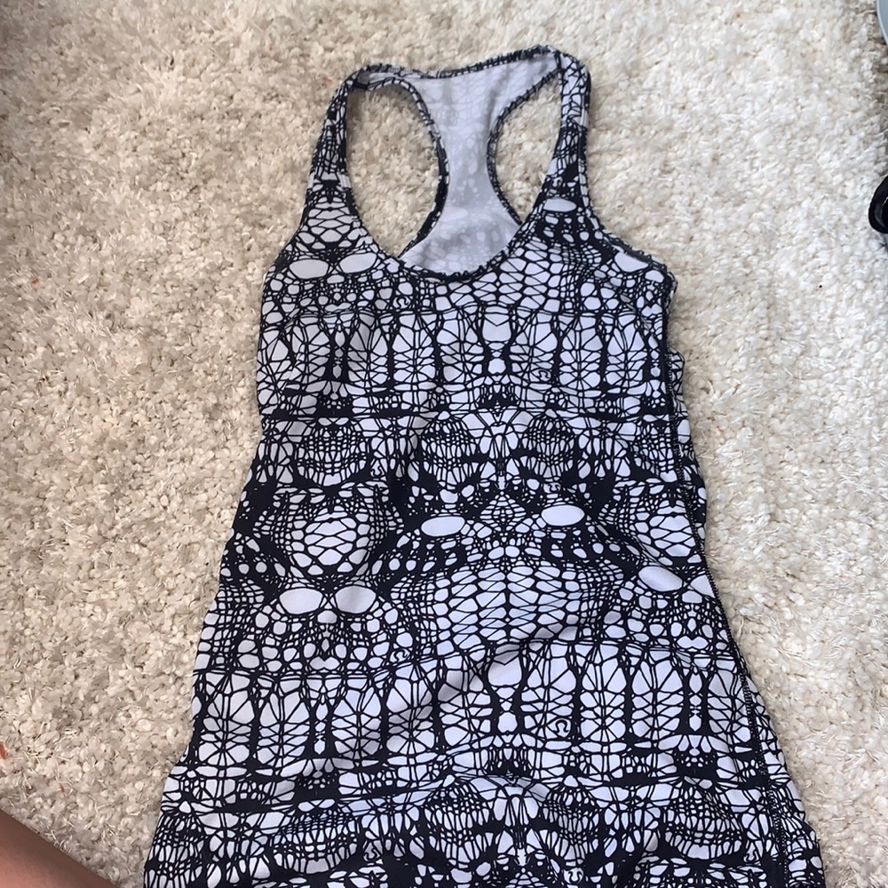 rare size 2 lululemon tank